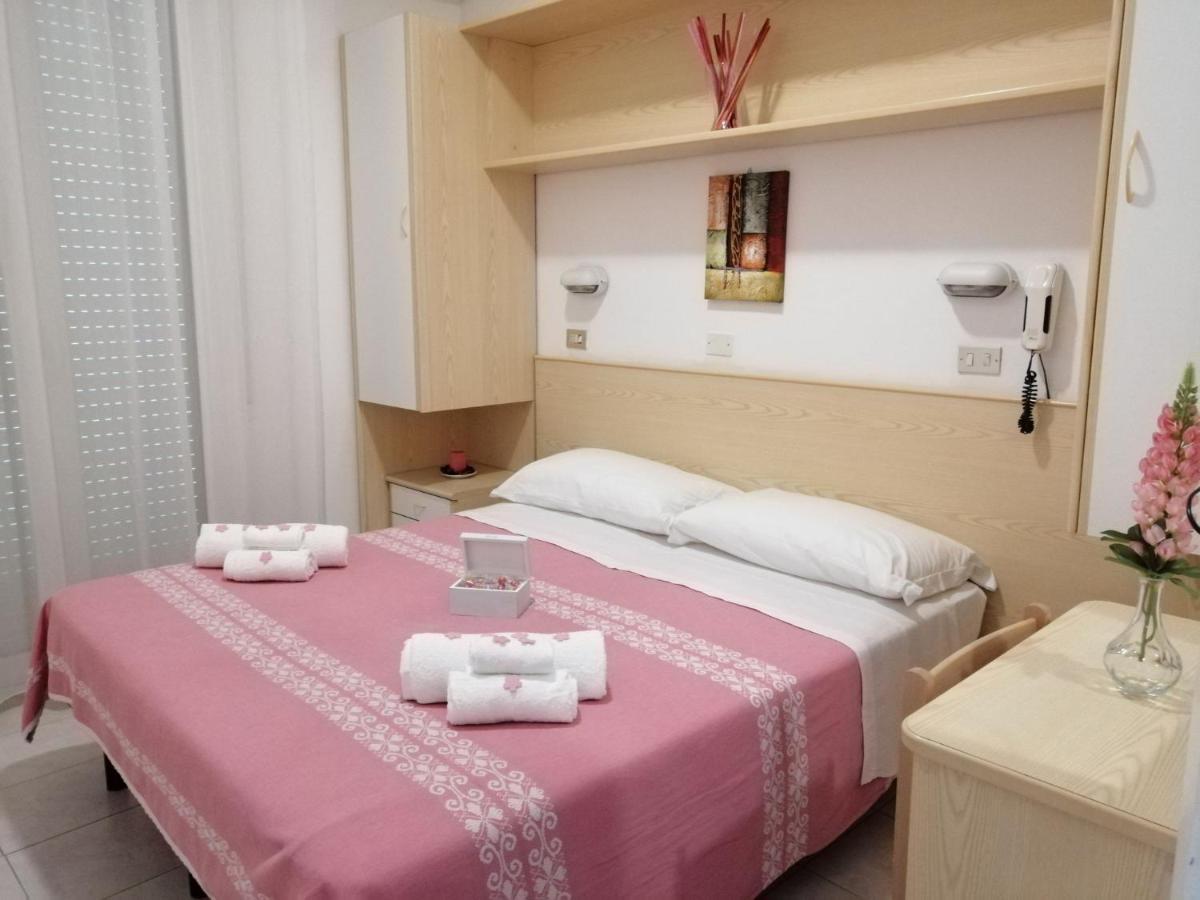 Hotel Alba Rimini Eksteriør billede