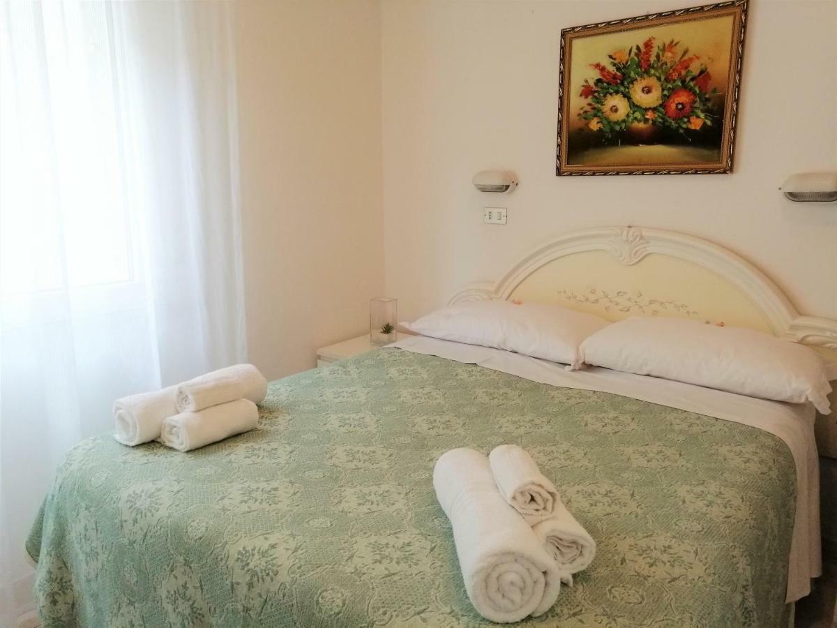 Hotel Alba Rimini Eksteriør billede