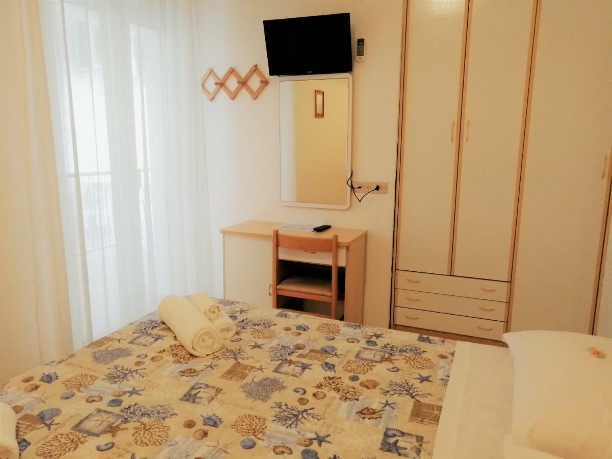 Hotel Alba Rimini Eksteriør billede